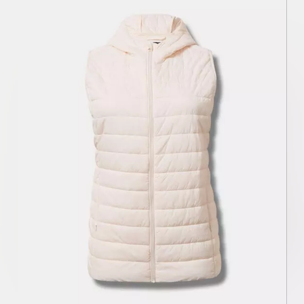 Torrid NWOT Light Packable Puffer Vest - Picture 9 of 9